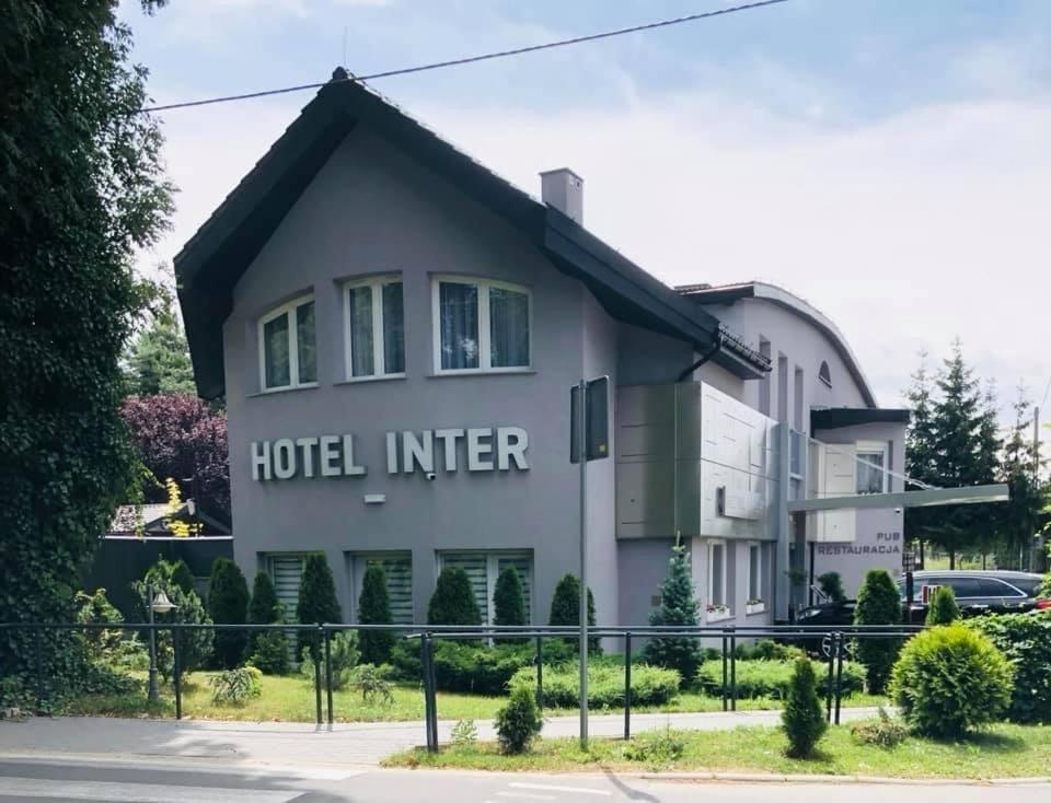 Hotel Inter Bielany Wrocławskie Exterior foto